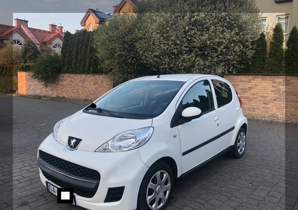 Peugeot 107 cena 12200 przebieg: 150000, rok produkcji 2010 z Gdynia małe 211